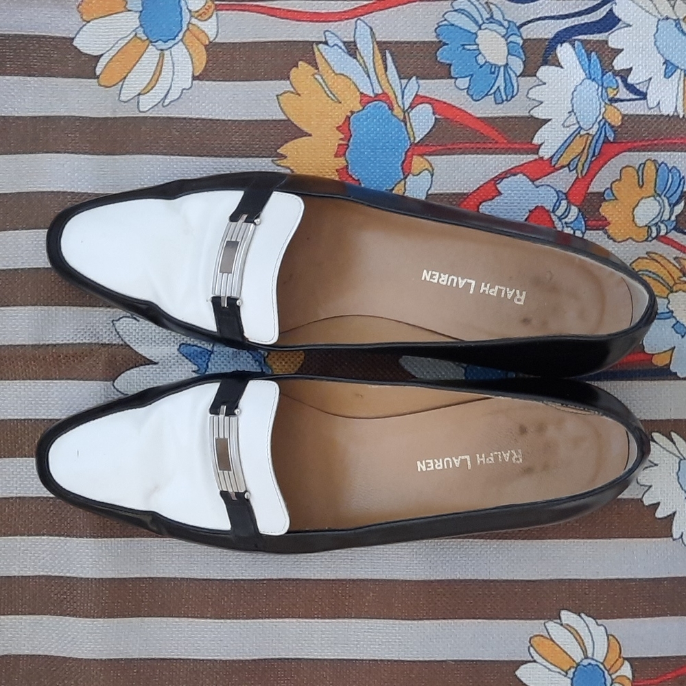Gently worn Ralph Lauren Loafers. Sz. 9.5 B
